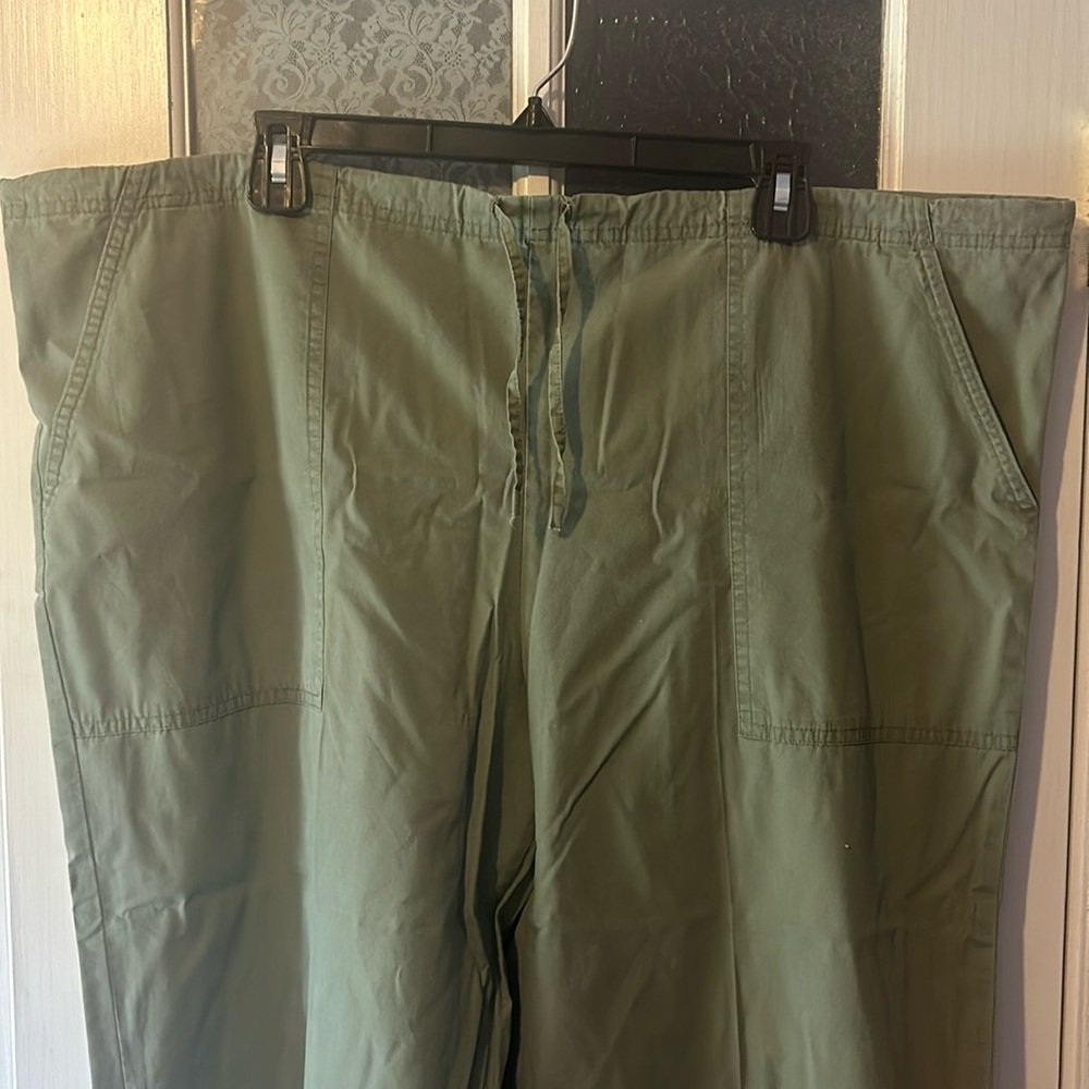 CHEROKEE LADIES CAPRIS SIZE XL